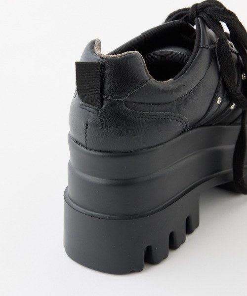 セール】ビジュー付きトリプルソールスニーカー（スニーカー）｜one