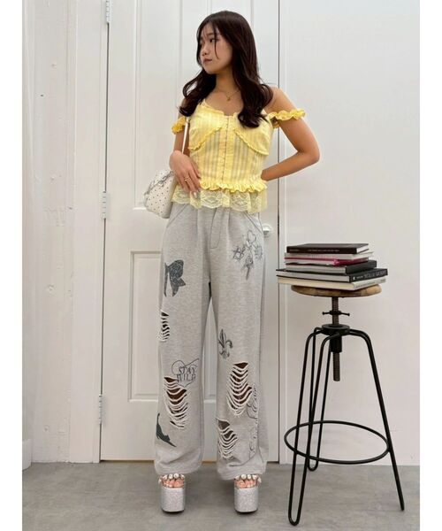 EVRIS（エヴリス）の「厚底ビジュープラットフォームサンダル（サンダル・レディース・シルバー/ブルー/ブラック・SMALL/LARGE/MEDIUM）」の9枚目の写真