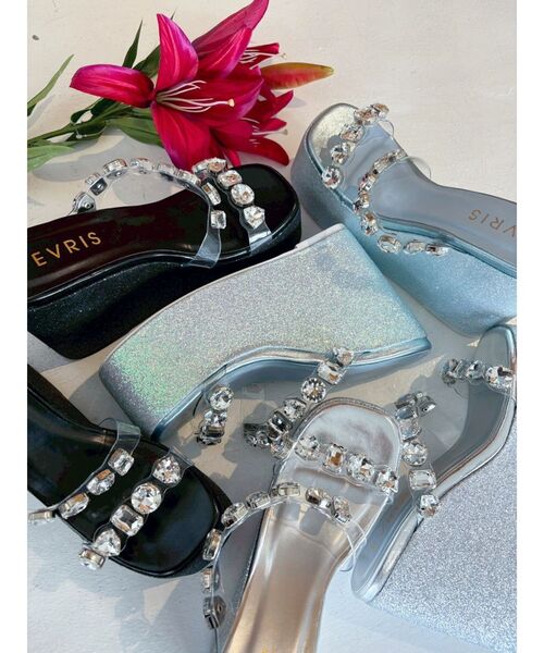 EVRIS（エヴリス）の「厚底ビジュープラットフォームサンダル（サンダル・レディース・シルバー/ブルー/ブラック・SMALL/LARGE/MEDIUM）」の16枚目の写真