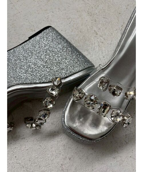 EVRIS（エヴリス）の「厚底ビジュープラットフォームサンダル（サンダル・レディース・シルバー/ブルー/ブラック・SMALL/LARGE/MEDIUM）」の19枚目の写真