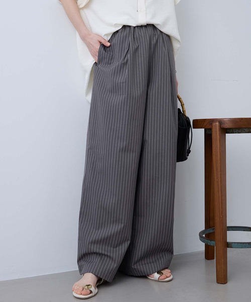 Aunely（オーネリー）の「【Aunely】すぐサラ リネンタッチ ひんやり コクーン パンツ / マシンウォッシャブル ＜YOSOOIシリーズ＞（その他パンツ・レディース・ホワイト系/ライトベージュ/ブラック/ブラウン/ネイビー系/グレー系/グレー・L/M/S）」の4枚目の写真