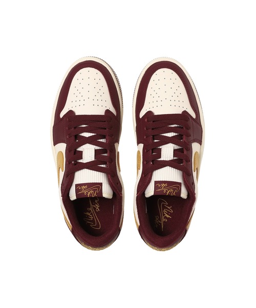 JORDAN BRAND(ジョーダンブランド)の「WMNS AIR JORDAN 1 TRIPLE STACK HV8288-600(スニーカー・メンズ・レッド・23.5cm/24cm/23cm)」の4枚目の写真