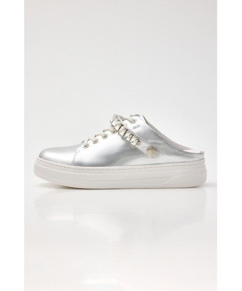 STACCATO（スタッカート）の「2WAYビジューベルトスニーカーサンダル（スニーカー・レディース・ホワイト/ブラック/シルバー・24.5cm/24.0cm/23.5cm/23.0cm/22.5cm）」の11枚目の写真