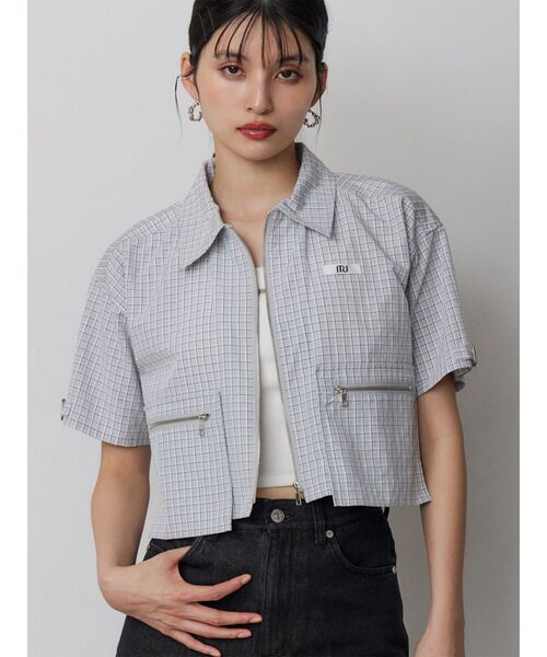 MURUA(ムルーア)の「【セットアップ対応】ZIPハーフスリーブシャツ(シャツ/ブラウス・レディース・ネイビー/グレー・FREE)」の2枚目の写真