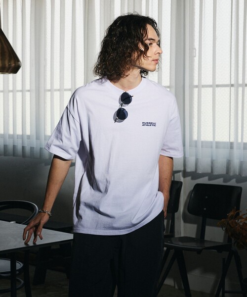 FREAK'S STORE(フリークスストア)の「限定展開 RUSSELL ATHLETIC×FREAK'S STORE ラッセル アスレチック 別注 ビッグシルエット バックプリント Tシャツ マルチプリント(Tシャツ/カットソー・メンズ・ピンク/ブラウン/ネイビー/ホワイト/ブラック・LARGE/MEDIUM/SMALL)」の19枚目の写真