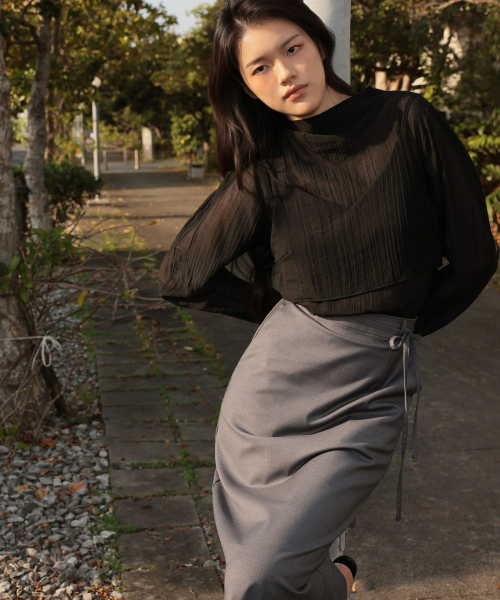 DEHEVE（デヘヴェ）の「High-Neck Bustier Blouse [Black]（シャツ/ブラウス・レディース・ブラック・FREE）」の2枚目の写真