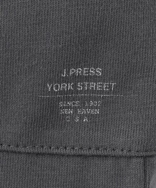 J.PRESS YORK STREET(ジェイプレスヨークストリート)の「【UNISEX】サイドポケット クルーネックTシャツ(Tシャツ/カットソー・メンズ・ベージュ系/ホワイト系/グレー系/ライトグリーン系/ネイビー系・SMALL/MEDIUM/LARGE)」の11枚目の写真
