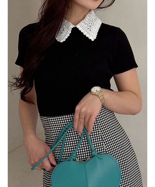 MERCURYDUO(マーキュリーデュオ)の「レース襟ハーフスリーブニット(ニット/セーター・レディース・ブラック/オフホワイト/イエロー・FREE)」の2枚目の写真