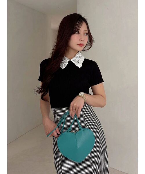 MERCURYDUO(マーキュリーデュオ)の「レース襟ハーフスリーブニット(ニット/セーター・レディース・ブラック/オフホワイト/イエロー・FREE)」の5枚目の写真