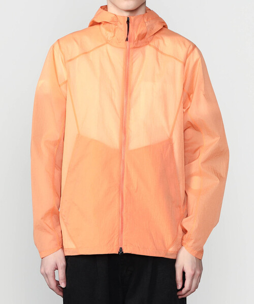 GOLDWIN(ゴールドウィン)の「Goldwin |〈別注〉シアーナイロン パッカブルウィンドジャケット MEN(ナイロンジャケット・メンズ・グリーン系その他/ブラック/オレンジ系その他・2/3)」の10枚目の写真