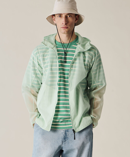 GOLDWIN(ゴールドウィン)の「Goldwin |〈別注〉シアーナイロン パッカブルウィンドジャケット MEN(ナイロンジャケット・メンズ・グリーン系その他/ブラック/オレンジ系その他・2/3)」の1枚目の写真