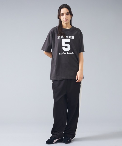 Healthy denim(ヘルシーデニム)の「【HealthyDenim/ヘルシーデニム】Barbie5 at the beach/半袖Tシャツ/ロゴTシャツ(Tシャツ/カットソー・レディース・スミクロ/ホワイト/グレー・フリー)」の10枚目の写真