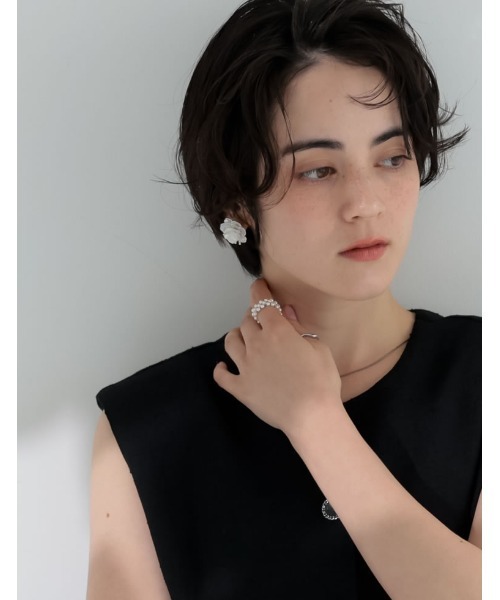 MEISM（ミズム）の「[MEISM by Re:EDIT][サイズが選べる]フェイクパールホワイトフラワーモチーフピアス（ピアス（両耳用）・レディース・A/B・FREE）」の15枚目の写真