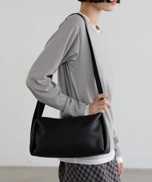 LOWRYS FARM | タックスクエアショルダーＢＡＧ 656238(ショルダーバッグ)