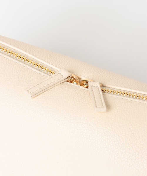 LOWRYS FARM（ローリーズファーム）の「タックスクエアショルダーＢＡＧ 656238（ショルダーバッグ・レディース・ブラック/アイボリー/ブラウン・FREE）」の15枚目の写真