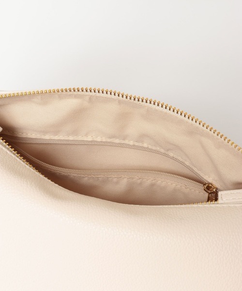 LOWRYS FARM（ローリーズファーム）の「タックスクエアショルダーＢＡＧ 656238（ショルダーバッグ・レディース・ブラック/アイボリー/ブラウン・FREE）」の19枚目の写真