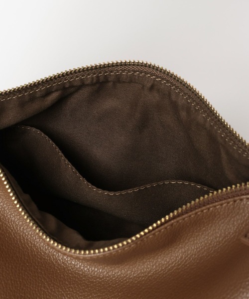 LOWRYS FARM（ローリーズファーム）の「タックスクエアショルダーＢＡＧ 656238（ショルダーバッグ・レディース・ブラック/アイボリー/ブラウン・FREE）」の21枚目の写真