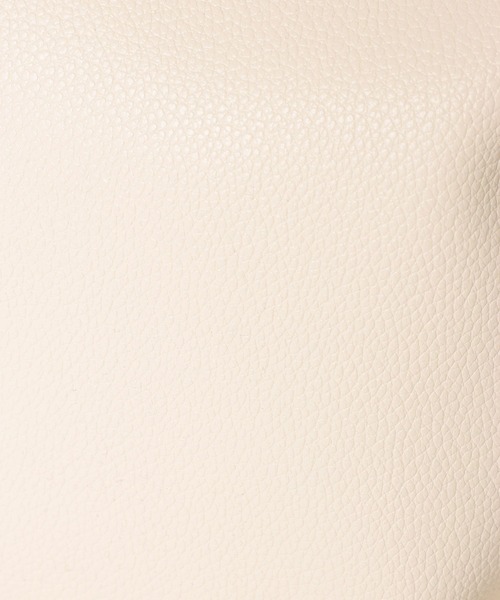 LOWRYS FARM（ローリーズファーム）の「タックスクエアショルダーＢＡＧ 656238（ショルダーバッグ・レディース・ブラック/アイボリー/ブラウン・FREE）」の22枚目の写真