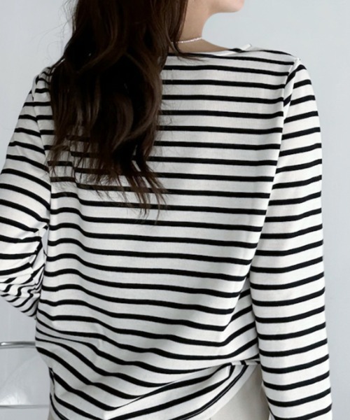 umune(ウムネ)の「ボーダーロンT 長袖 ボートネック カットソー Tシャツ トップス 定番 フレンチカジュアル コットンライク ゆったり スタンダード 秋冬(Tシャツ/カットソー・レディース・ホワイト×ブラック/ホワイト×ブルー/ホワイト×ネイビー・FREE)」の7枚目の写真