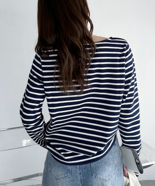 umune(ウムネ)の「ボーダーロンT 長袖 ボートネック カットソー Tシャツ トップス 定番 フレンチカジュアル コットンライク ゆったり スタンダード 秋冬(Tシャツ/カットソー・レディース・ホワイト×ブラック/ホワイト×ブルー/ホワイト×ネイビー・FREE)」の19枚目の写真