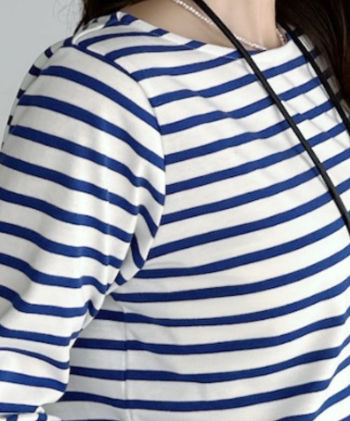umune(ウムネ)の「ボーダーロンT 長袖 ボートネック カットソー Tシャツ トップス 定番 フレンチカジュアル コットンライク ゆったり スタンダード 秋冬(Tシャツ/カットソー・レディース・ホワイト×ブラック/ホワイト×ブルー/ホワイト×ネイビー・FREE)」の14枚目の写真