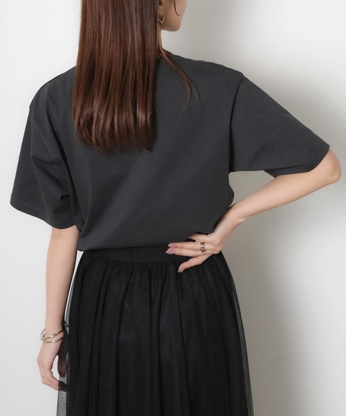 Riberry(リベリー)の「馬フォトプリント半袖Tシャツ(Tシャツ/カットソー・レディース・アイボリー/チャコールグレー/ベージュ・FREE)」の22枚目の写真
