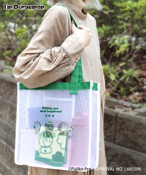 Flowering(フラワーリング)の「I’M DORAEMON/メッシュトートバッグ(トートバッグ・レディース・グリーン・FREE)」の2枚目の写真