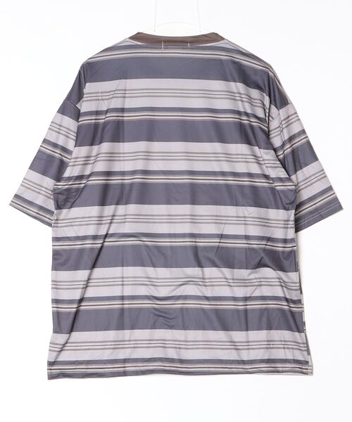 tunee(チュニー)の「【WARAIJOGO】オーバーサイズボーダー半袖Tシャツ(NEZ)(Tシャツ/カットソー・メンズ・グレー/カーキ・FREE)」の4枚目の写真