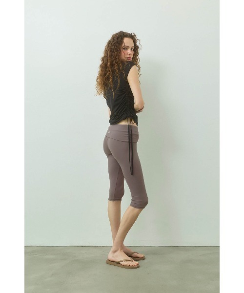 ALEXIA STAM（アリシアスタン）の「Capri Leggings/ カプリレギンス（Tシャツ/カットソー・レディース・グレイッシュベージュ/ブラック/ブラウン・L/M/S）」の12枚目の写真