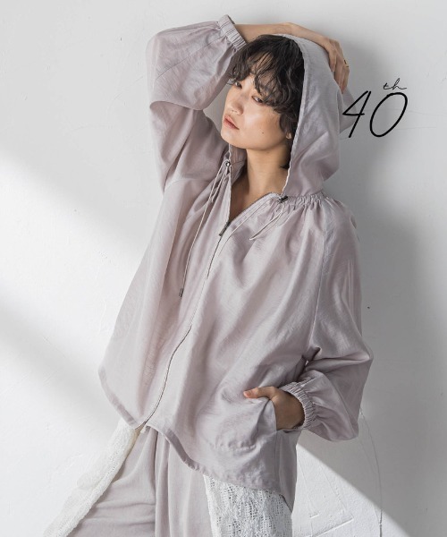 MAYSON GREY(メイソングレイ)の「【40周年限定】シアースラブドロストフーディブルゾン(ブルゾン・レディース・ライトグレー/オフホワイト/ブルー・M)」の3枚目の写真