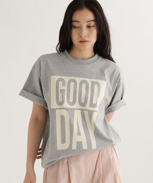 studio CLIP(スタディオクリップ)の「【daily CLIP】BIGロゴルーズTシャツ(Tシャツ/カットソー・レディース・ホワイト/ブラウン/グレー・FREE)」の3枚目の写真
