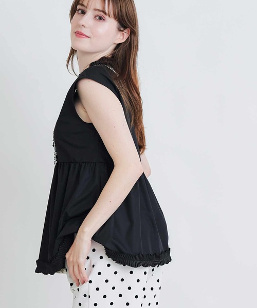 PICCIN PERLA(ピッチンペルラ)の「タックプリーツペプラムブラウス(シャツ/ブラウス・レディース・ブラック/オフホワイト・M)」の5枚目の写真