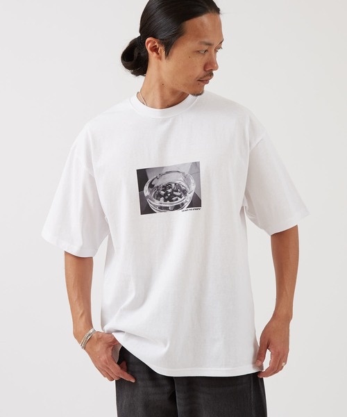 improves（インプローブス）の「PHOTO プリント 半袖Tシャツ（Tシャツ/カットソー・メンズ・ホワイト系3/ホワイト系/ホワイト系2/ホワイト系1/ホワイト系6/ホワイト系4/ホワイト/ホワイト系5・X-LARGE/LARGE/MEDIUM/SMALL）」の4枚目の写真