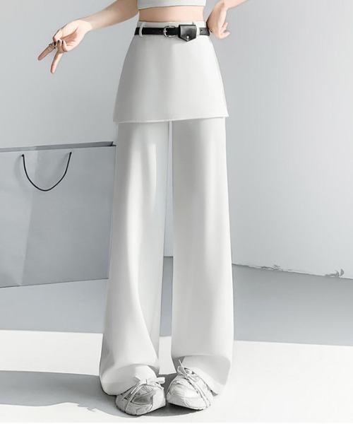 &soiree(アンドソワレ)の「【ベルト付き】ラップスカート付きストレートパンツ(その他パンツ・レディース・ホワイト/グレー/ブラック・SMALL/MEDIUM/LARGE/X-LARGE)」の1枚目の写真