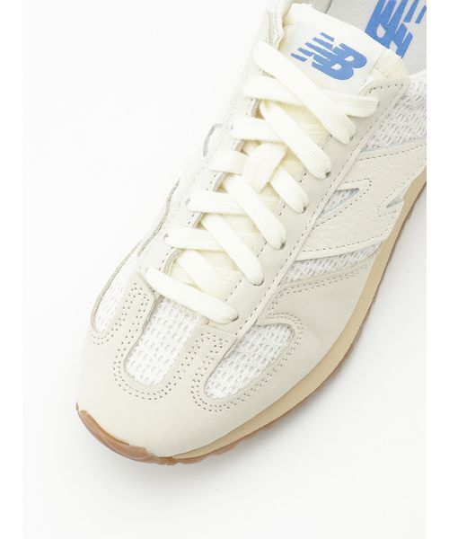 NEW BALANCE(ニューバランス)の「【New Balance】471(スニーカー・レディース・ホワイト・23.5/24.5/24/23/25)」の4枚目の写真