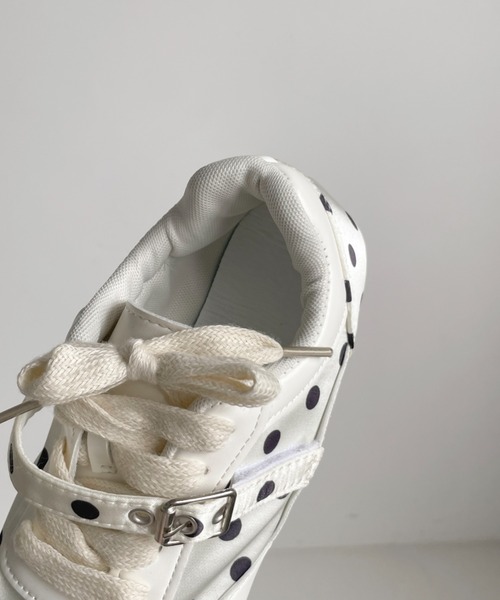 Shoes in Closet（シューズインクローゼット）の「超軽量 ドット柄 フラット スニーカー 481（スニーカー・レディース・ホワイト/ブラック・M/LL/L/S）」の22枚目の写真