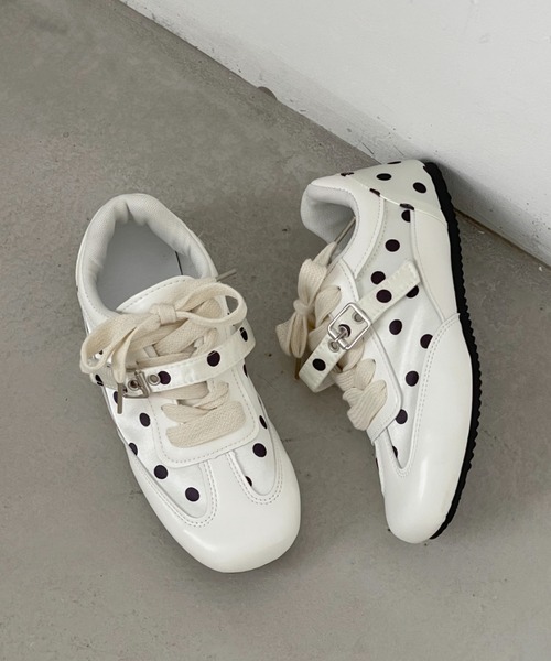 Shoes in Closet（シューズインクローゼット）の「超軽量 ドット柄 フラット スニーカー 481（スニーカー・レディース・ホワイト/ブラック・M/LL/L/S）」の9枚目の写真
