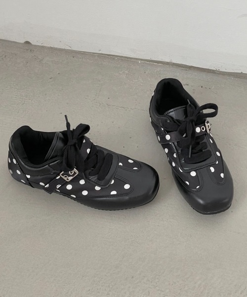 Shoes in Closet（シューズインクローゼット）の「超軽量 ドット柄 フラット スニーカー 481（スニーカー・レディース・ホワイト/ブラック・M/LL/L/S）」の15枚目の写真