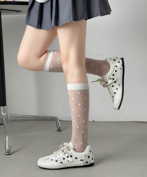 Shoes in Closet（シューズインクローゼット）の「超軽量 ドット柄 フラット スニーカー 481（スニーカー・レディース・ホワイト/ブラック・M/LL/L/S）」の6枚目の写真