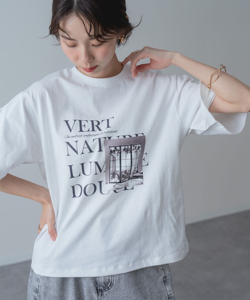 ANNA LUNA(アンナルナ)の「【ANNA LUNA】レース袖 で華やぐ 大人の ロゴTシャツ(Tシャツ/カットソー・レディース・オフホワイト/ブラック・MEDIUM)」の3枚目の写真