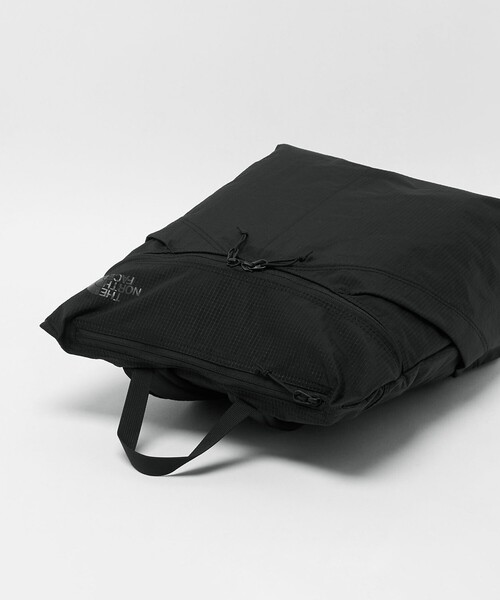 THE NORTH FACE（ザノースフェイス）の「＜THE NORTH FACE＞ラフター バックパック SP リュック 13インチノートPC対応（バックパック/リュック・メンズ・ブラック/グレー系・FREE）」の18枚目の写真