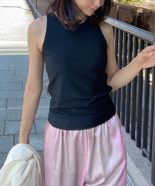 Human 2nd Occasion(ヒューマンセカンドオケージョン)の「ラメ混シアーニットタンクトップ(タンクトップ・レディース・ブラック/オフホワイト・M)」の7枚目の写真