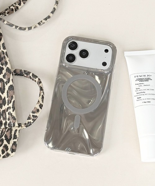 Fun & Daily(ファンアンドデイリー)の「MagSafe対応 Water ripples iPhone 16 17 Pro ProMax Case(スマホケース/カバー・レディース・オレンジ/パープル/シルバー/チャコールグレー・iPhone 17 Pro/iPhone 16 Pro/iPhone 17/iPhone 16/iPhone 17 Pro Max/iPhone 16 Pro Max)」の1枚目の写真