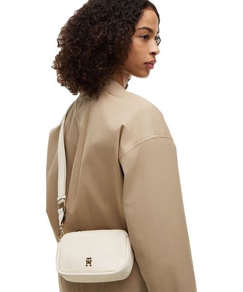 TOMMY HILFIGER(トミーヒルフィガー)の「THロゴテープカメラバッグ(ショルダーバッグ・レディース・アイボリー/ネイビー・FREE)」の5枚目の写真