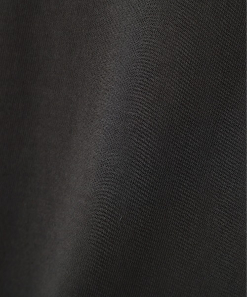 MHL.(エムエイチエル)の「GARMENT DYED COTTON JERSEY(Tシャツ/カットソー・メンズ・ホワイト/ダークグリーン/グレー・LARGE/MEDIUM)」の6枚目の写真