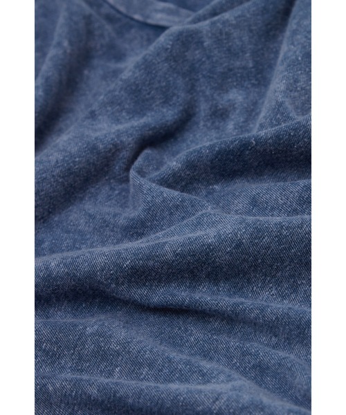 Intimissimi（インティミッシミ）の「"Denim Romance" ショートスリーブ Tシャツ（Tシャツ/カットソー・レディース・ライトインディゴブルー・M/S）」の2枚目の写真