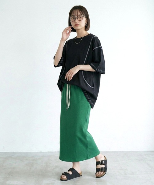 CRB(シーアールビー)の「ステッチ配色ビッグTシャツ(Tシャツ/カットソー・レディース・オートミール/ブラウン/ブラック・F)」の9枚目の写真