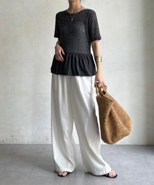 DouDou(ドゥドゥ)の「【WEB限定】リネン混シアーワッフル裾バルーンプルオーバー(Tシャツ/カットソー・レディース・グレイッシュベージュ/ブラック/チャコールグレー・FREE)」の15枚目の写真