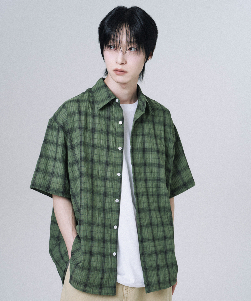 MOOVN(ムブン)の「ヴィンテージリンクルチェックハーフシャツグリーン(シャツ/ブラウス・メンズ・その他・LARGE/MEDIUM)」の2枚目の写真