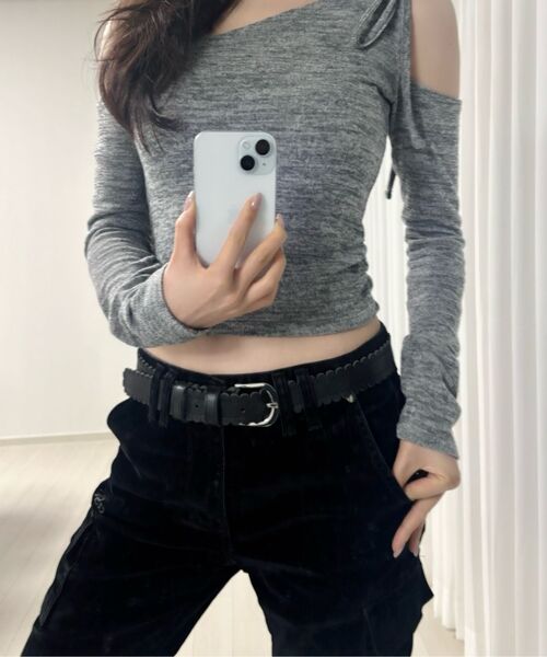 ASON（アズオン）の「MUSE CUT-OUT TEE / GRAY（Tシャツ/カットソー・レディース・その他・FREE）」の12枚目の写真